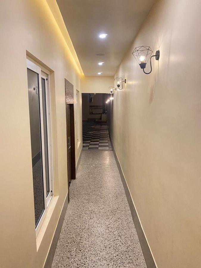 Chanduka Palace بوري المظهر الخارجي الصورة