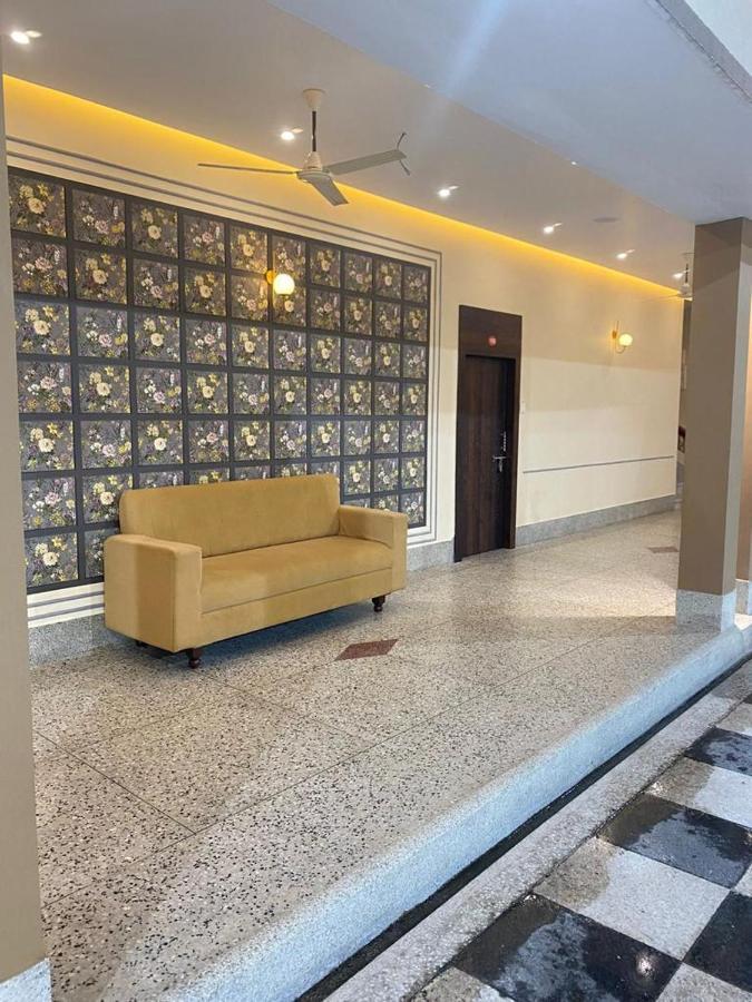 Chanduka Palace بوري المظهر الخارجي الصورة